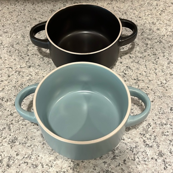 Set of Two Stackable Soup Bowls by Mikasa - Picture 5 of 5